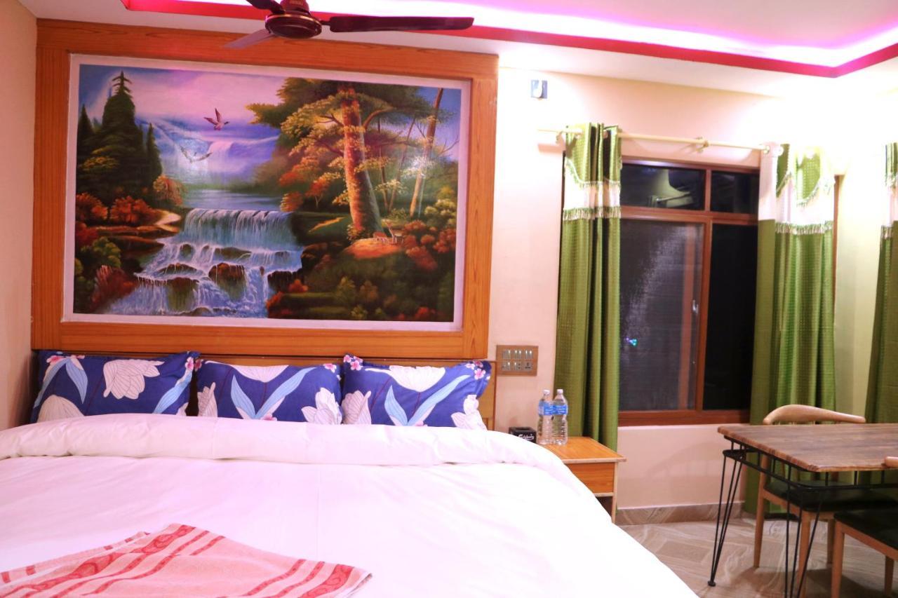 Hotel National Park Sauraha- Homely Stay And Peaceful Location With Jungle Safari Arrangements Екстер'єр фото